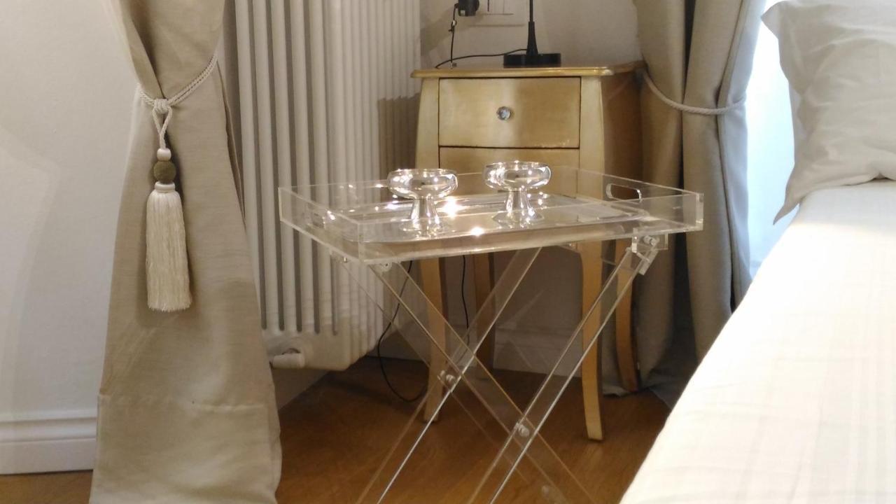 Piazza San Rocco Suite Art Verbania Eksteriør billede